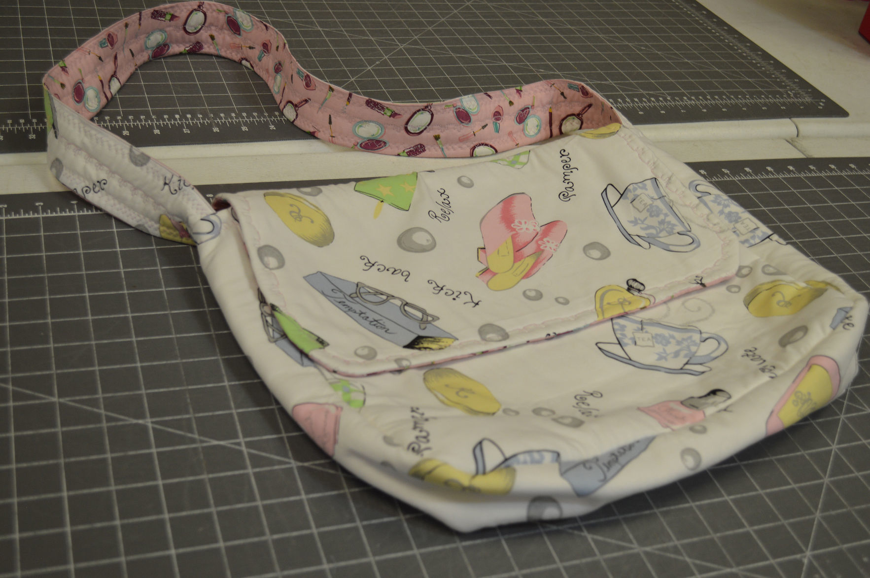 Aviva Divas enjoy camaraderie while sewing for others